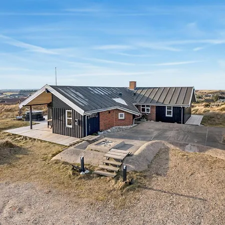 Tahnee - 450m From The Sea By Interhome